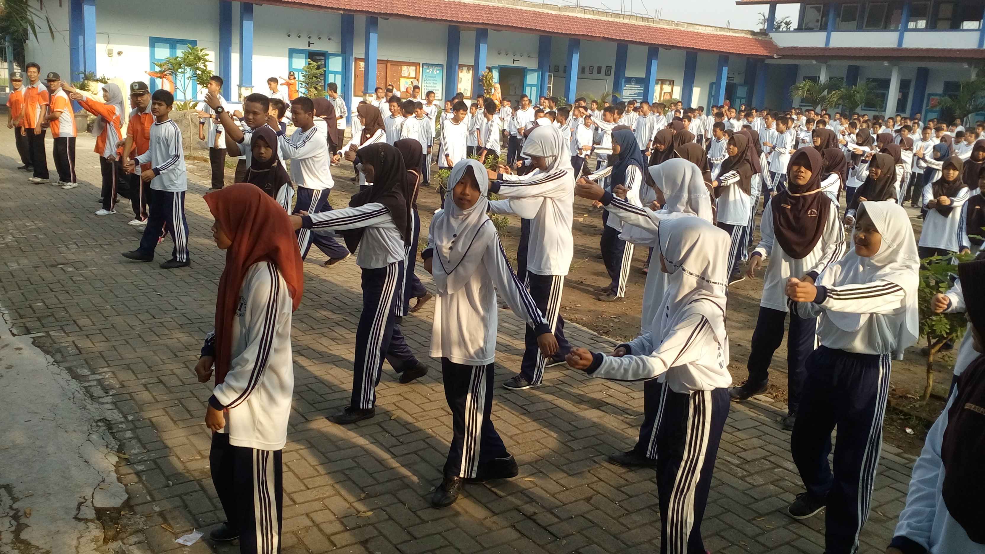 JUMAT SEHAT
