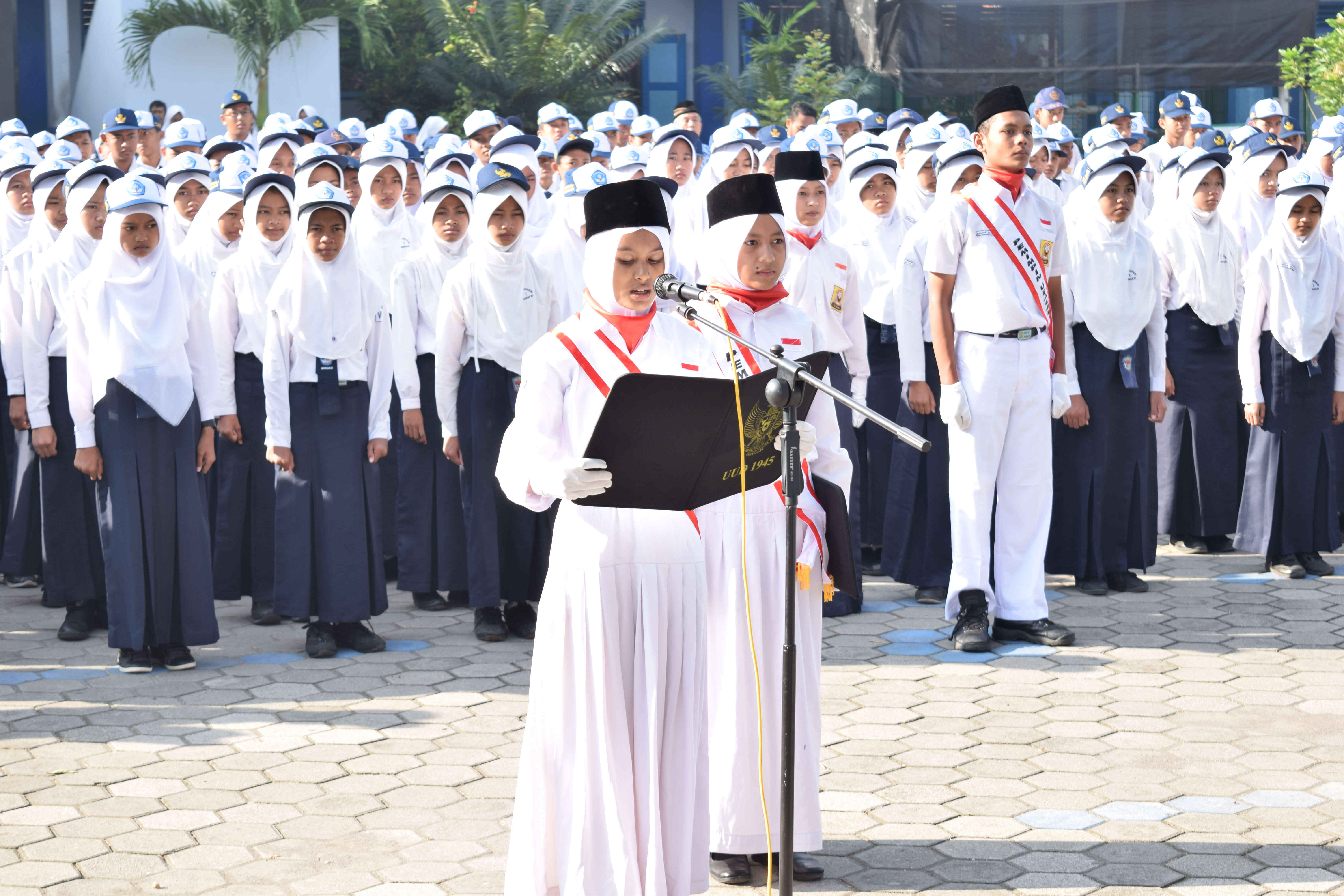 upacara bendera 2